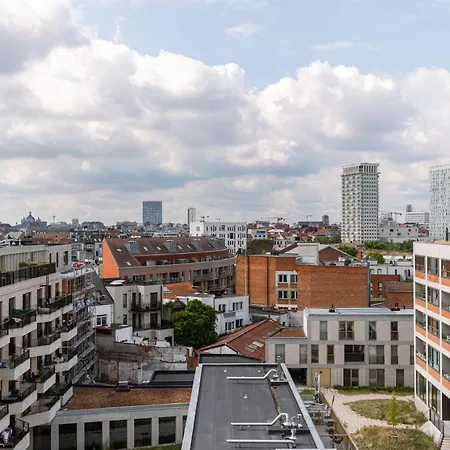 Daire Huswell - Modern In A Location In
